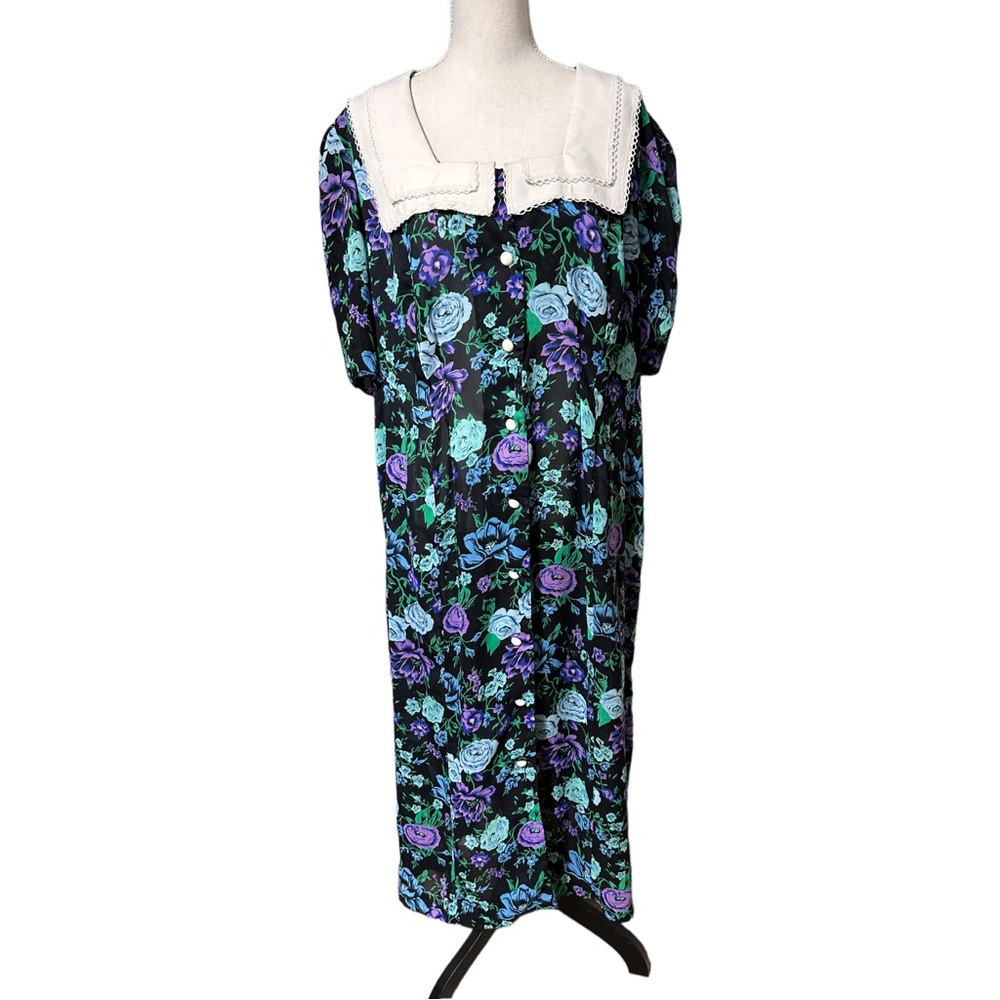 Vintage floral lace collar button down dress